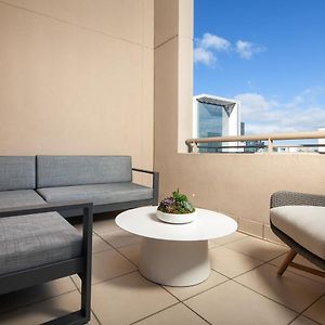 Deluxe Guest room 2 Double City view Balcony